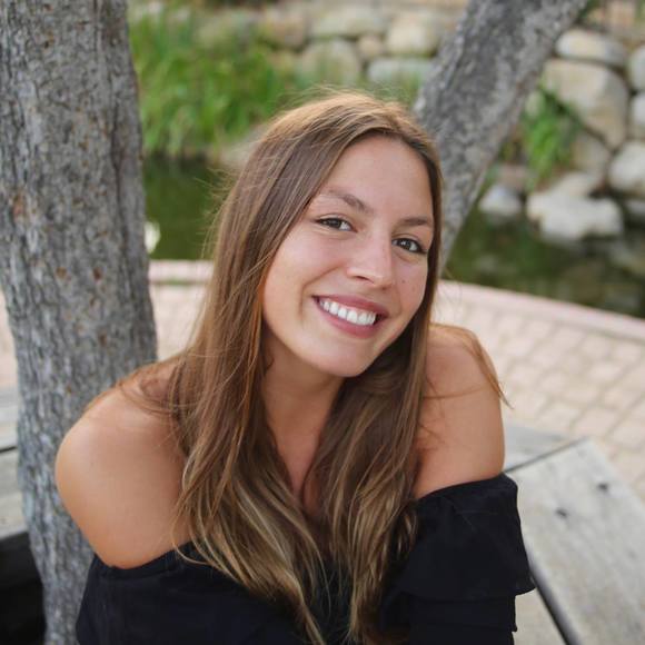 Meet your Posher, Manon - Picture 1 of 1